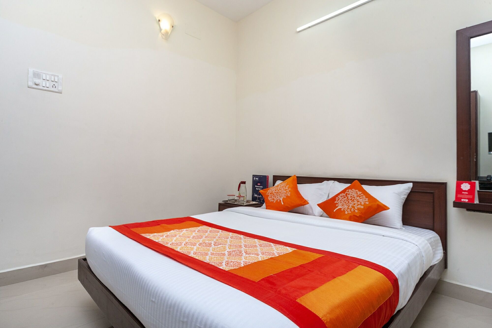 Oyo 22019 Skye Service Apartments チェンナイ エクステリア 写真