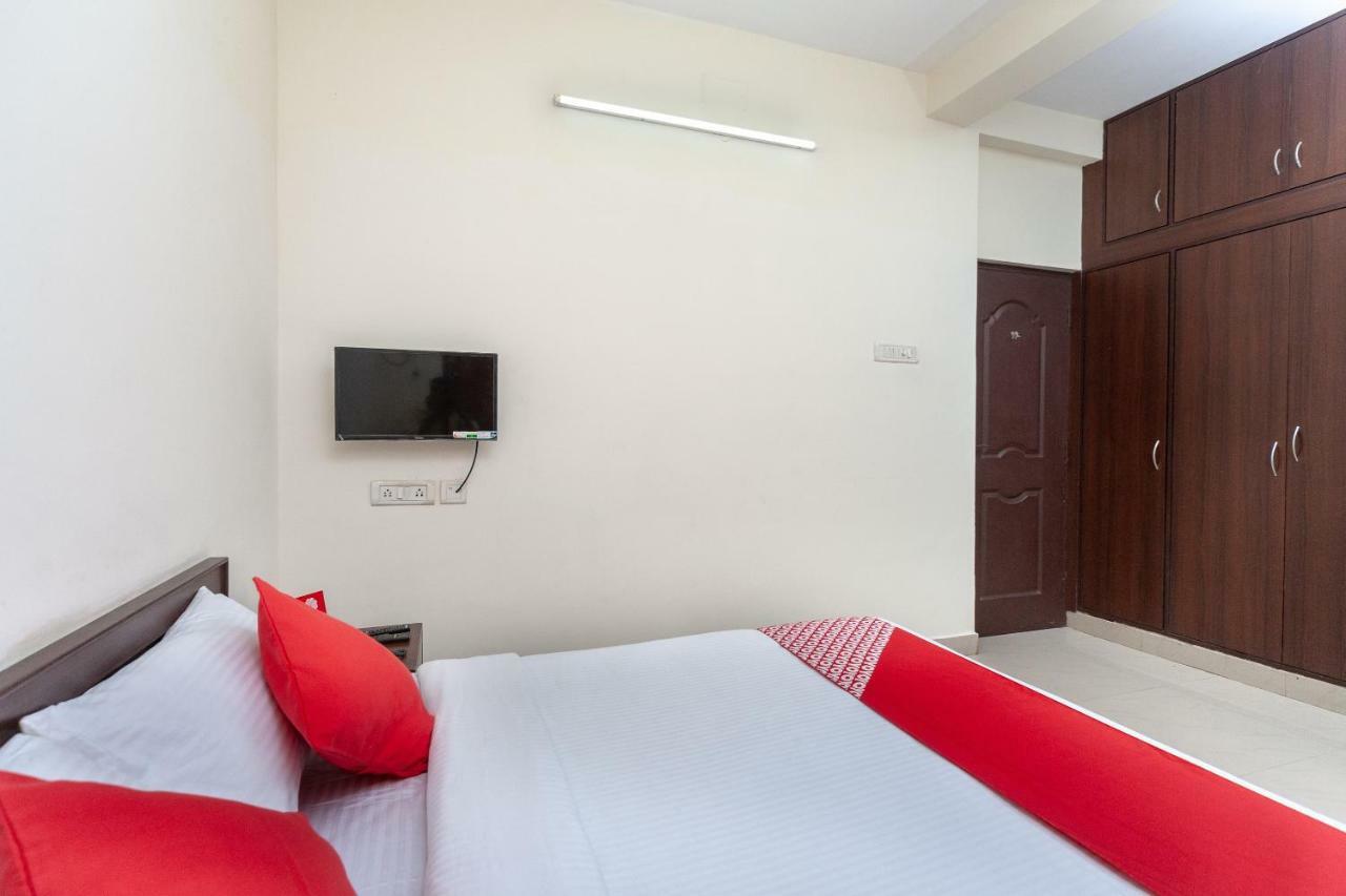 Oyo 22019 Skye Service Apartments チェンナイ エクステリア 写真